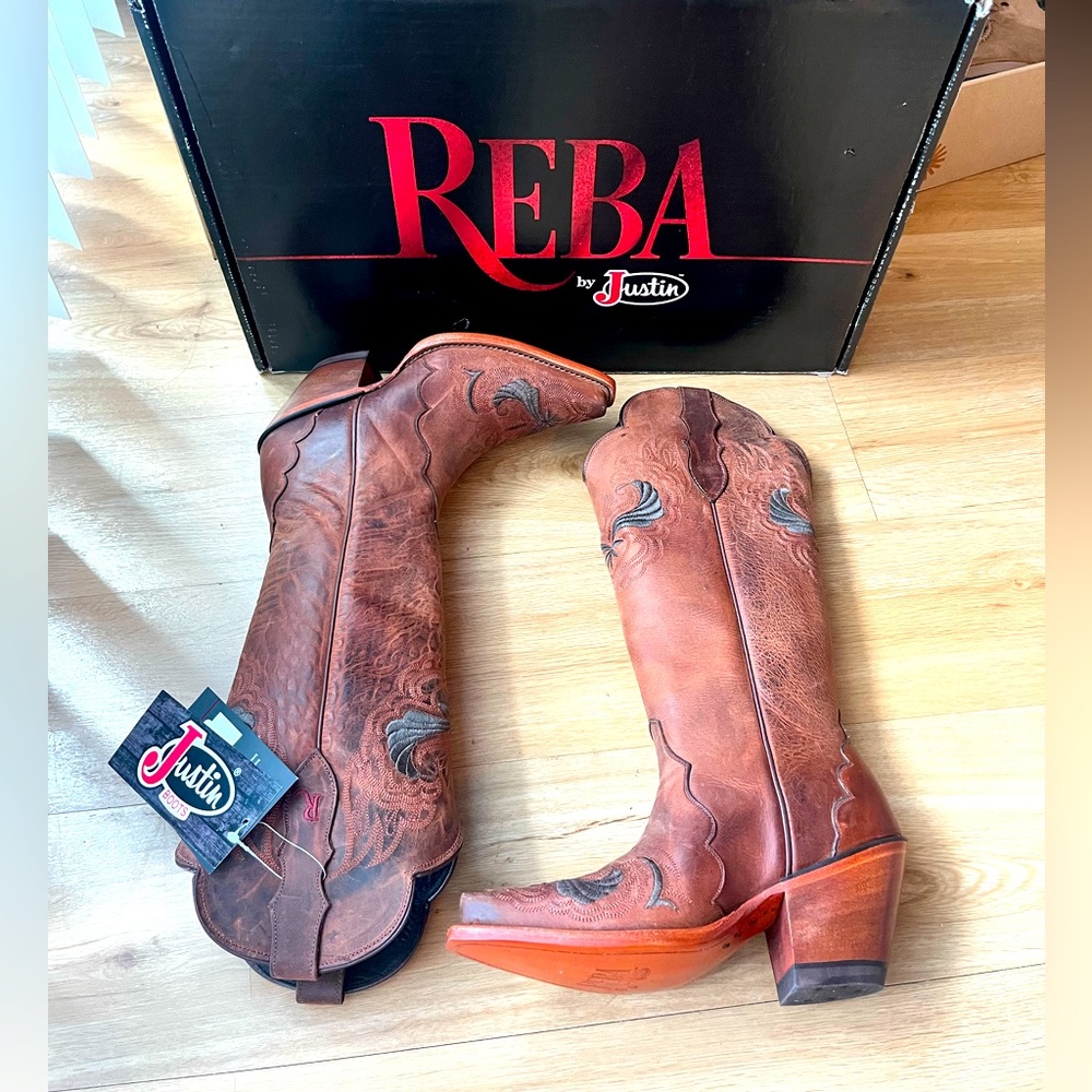 The Reba Boot main image 1